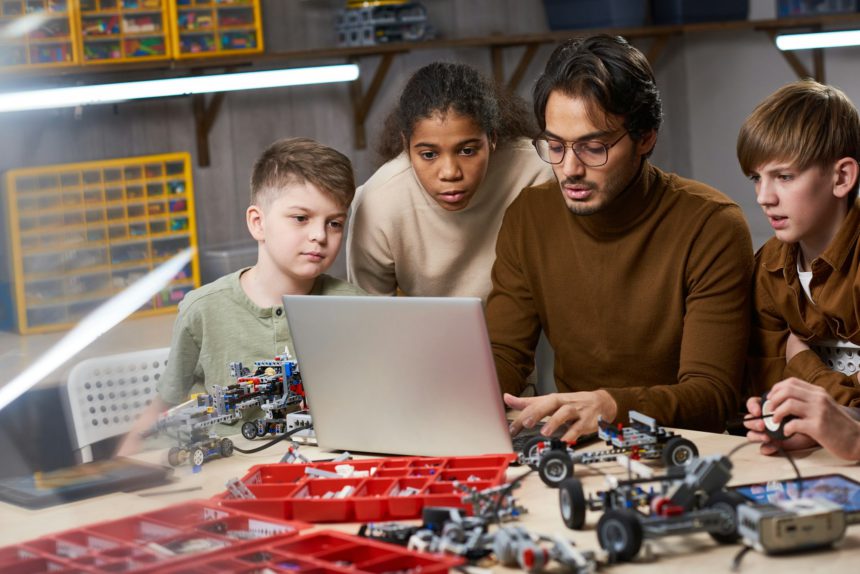 Children visiting robotics class